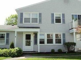 30 Arrowhead Way N, Fairport, NY 14450