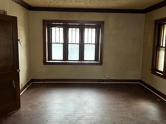 5th image of 848 Dallas Ave SE