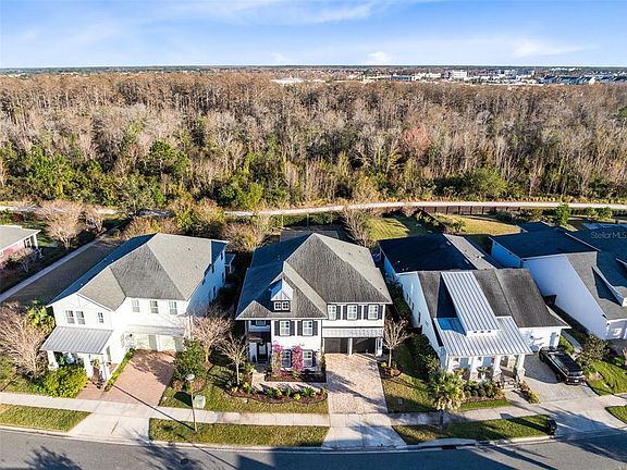 2nd image of 9374 Reymont St