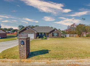 107 Stonebridge Rd, Florence, AL 35633