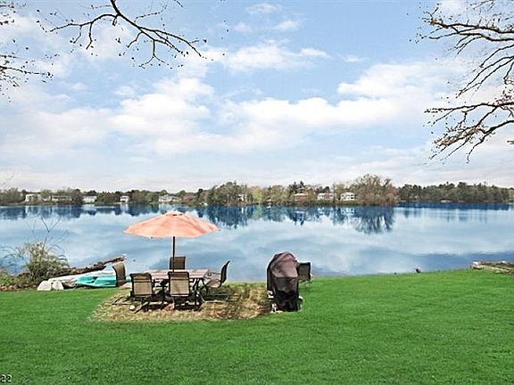 5th image of 306 Shore Dr #D