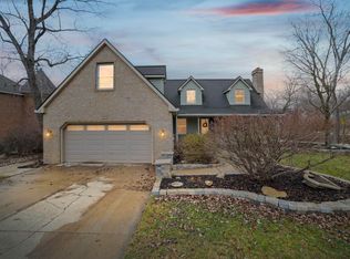 997 N Conklin Rd, Lake Orion, MI 48362