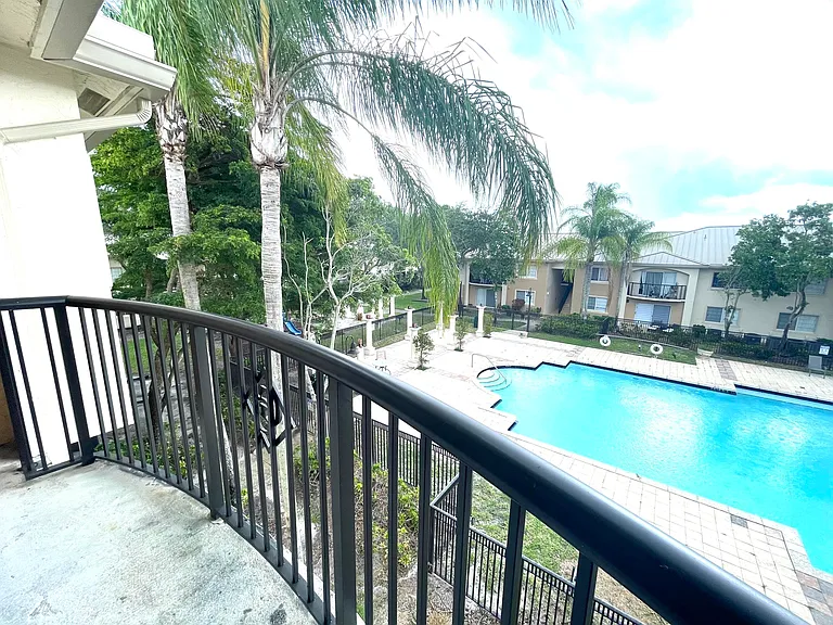 1700 S Crestwood Ct S #1709 — Photo 21