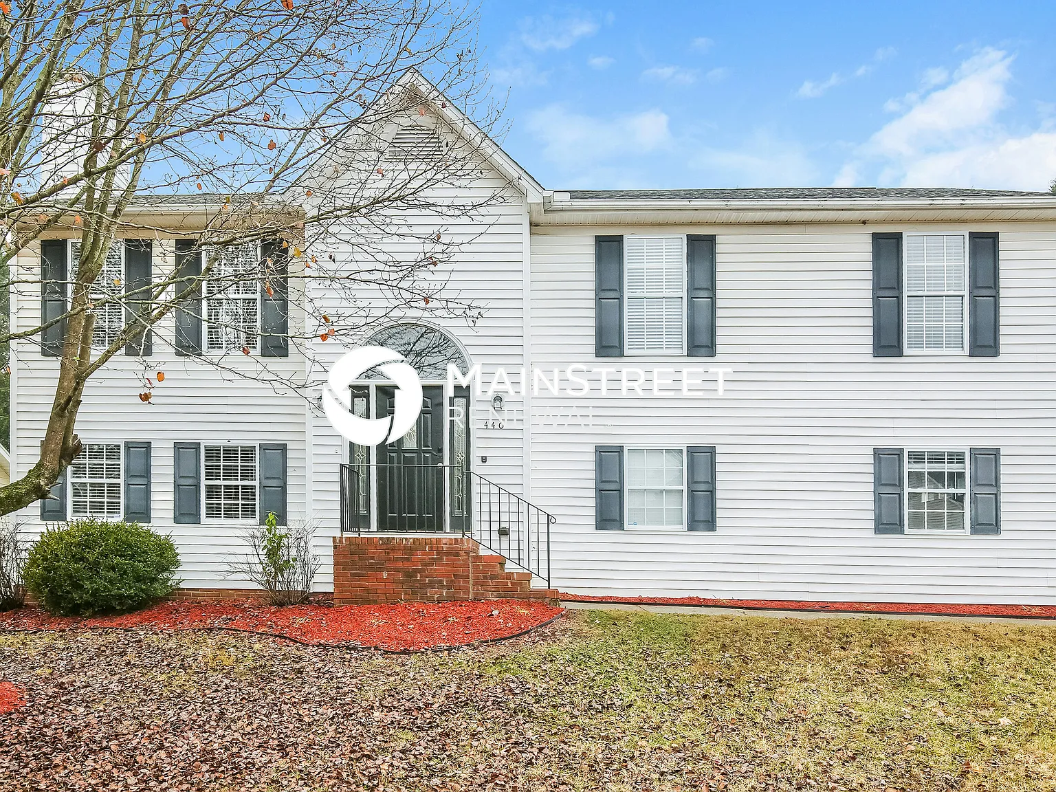 440 Corbin St — Photo 1