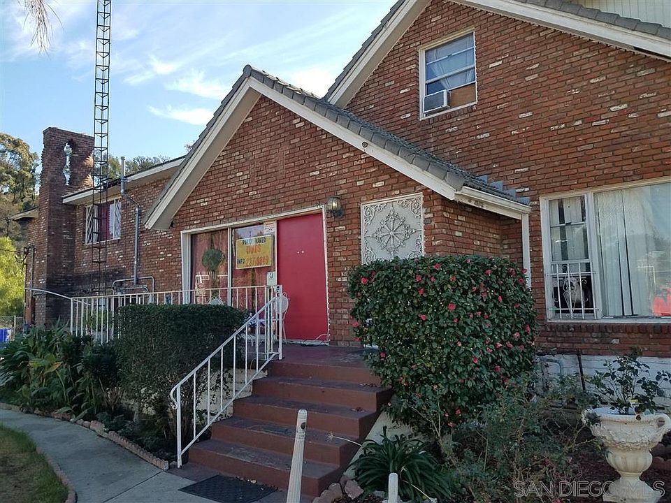 1st image of 3517 E St