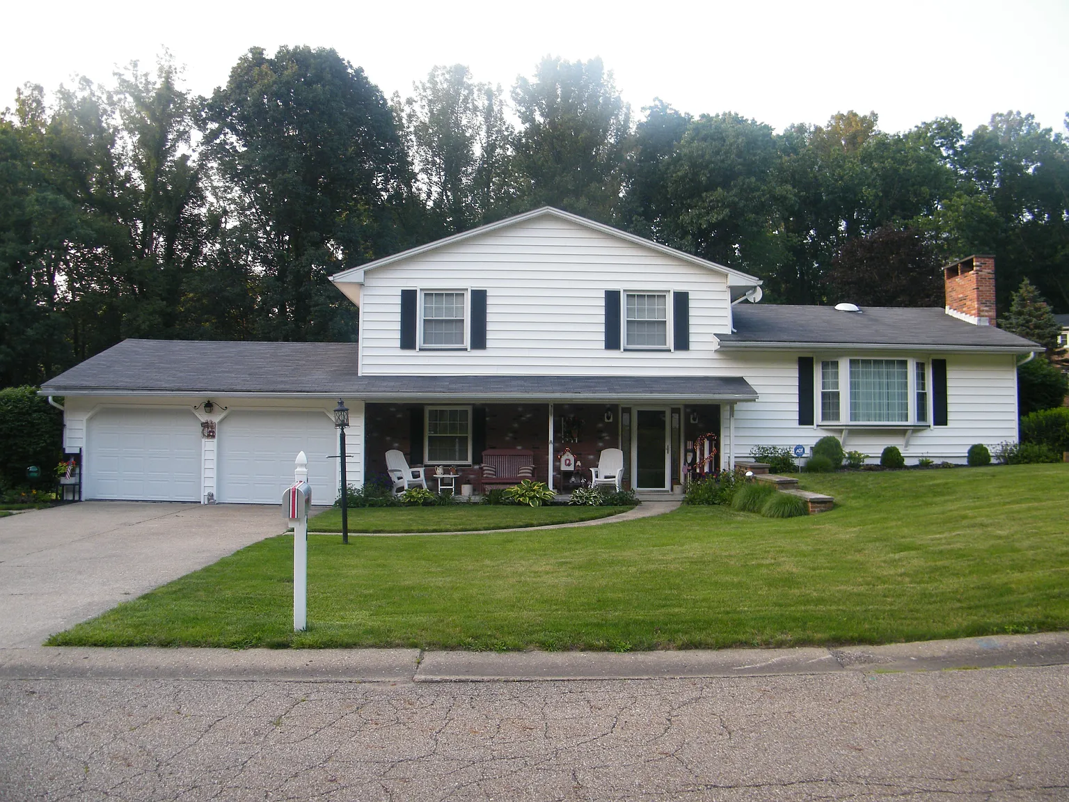 2080 Buena Vista Dr photo 1