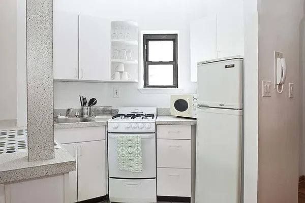 Rented by Big Apple Living | media 22