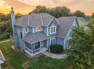 1100 Silverleaf Ln, Liberty, MO 64068