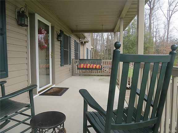4th image of 702 Phillips Hill Dr