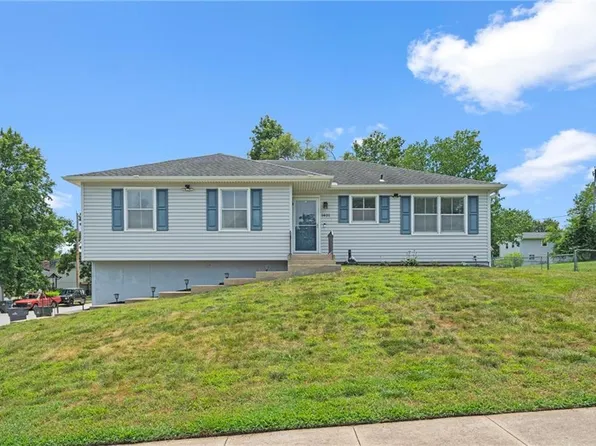 1401 W Prairie St, Olathe, KS 66061