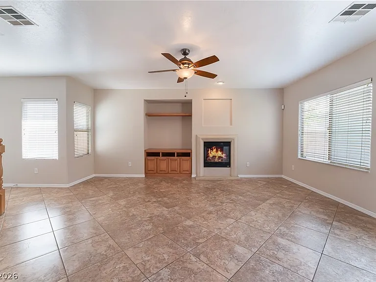 4405 Penguin Ave — Photo 10
