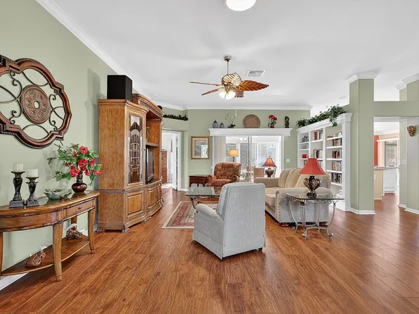 3183 Kearns Cor, The Villages, FL 32162