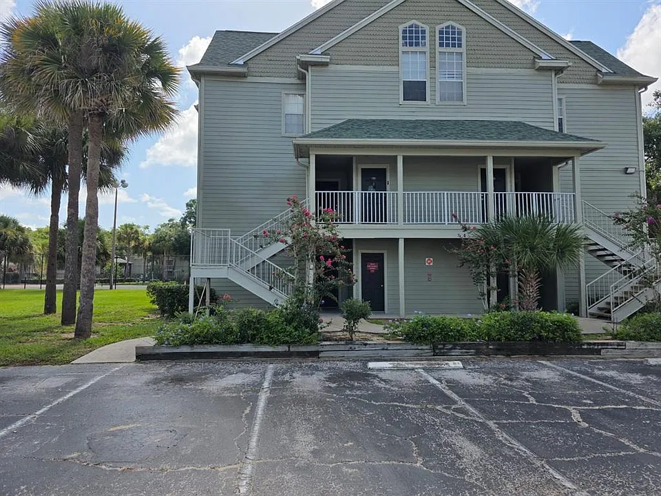 6130 Westgate Dr #102