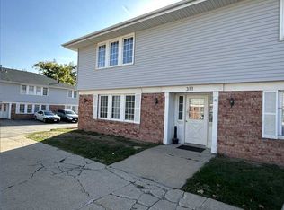 311 32nd St NE APT 4, Cedar Rapids, IA 52402
