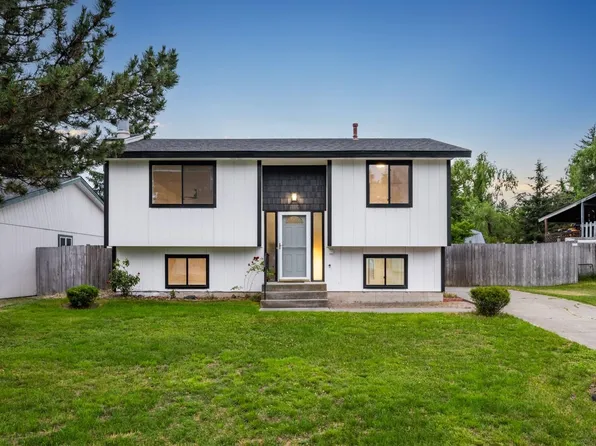 710 E Cascade Pl, Spokane, WA 99208