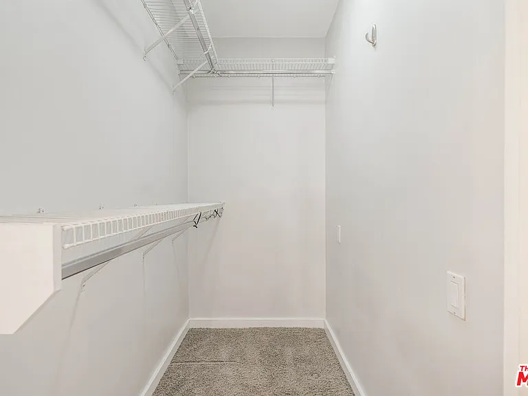 330 S Barrington Ave #210 — Photo 16