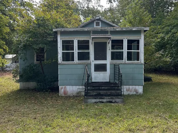 64 Stanton Ave, Pine Beach, NJ 08741