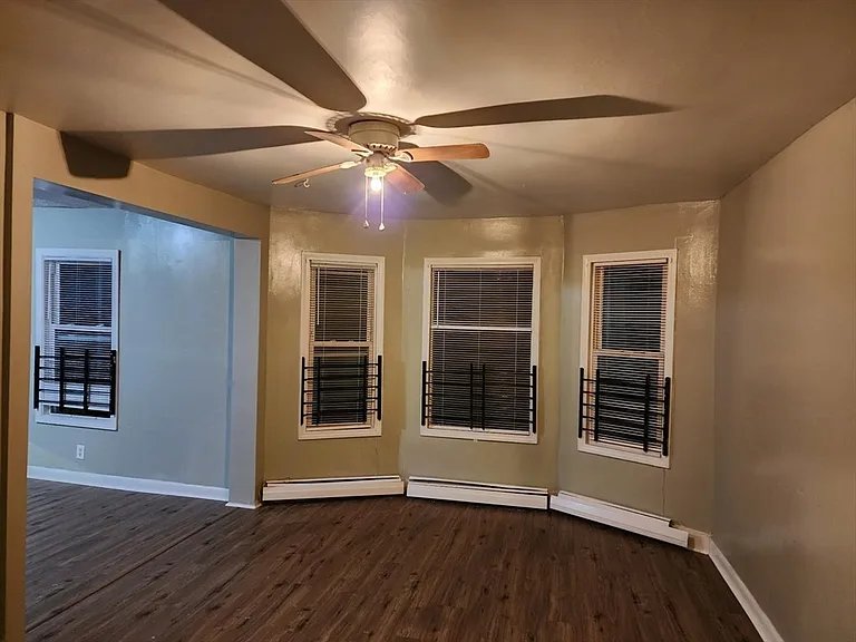207 Court St #1 — Photo 3