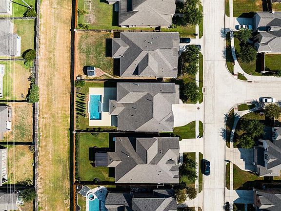 3rd image of 10415 Texas Sage Way