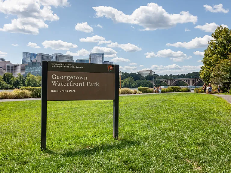 Jog, Bike or Relax at Georgetown Waterfront Park