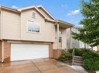 15028 Tibbles St, Omaha, NE 68116