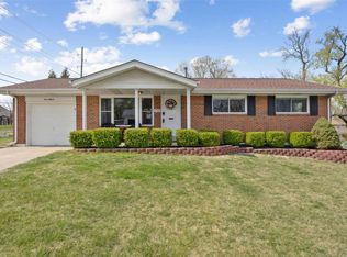 715 Plaza Dr, O'Fallon, MO