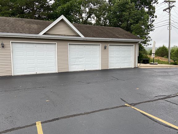 2nd image of 164 Cozy Ct