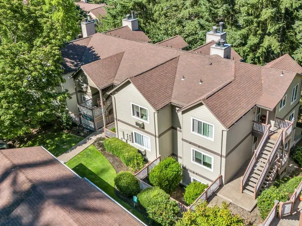 20110 Larkspur Ln APT 71, West Linn, OR 97068