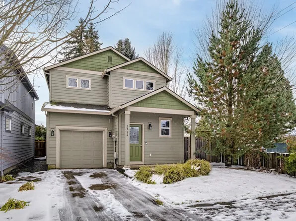 2702 23rd Pl, Forest Grove, OR 97116