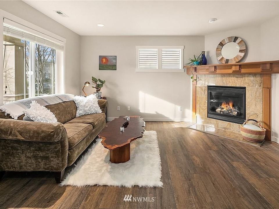 1st image of 34018 SE Carmichael St