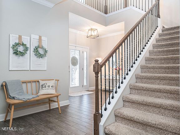 5th image of 642 DRYSDALE Drive
