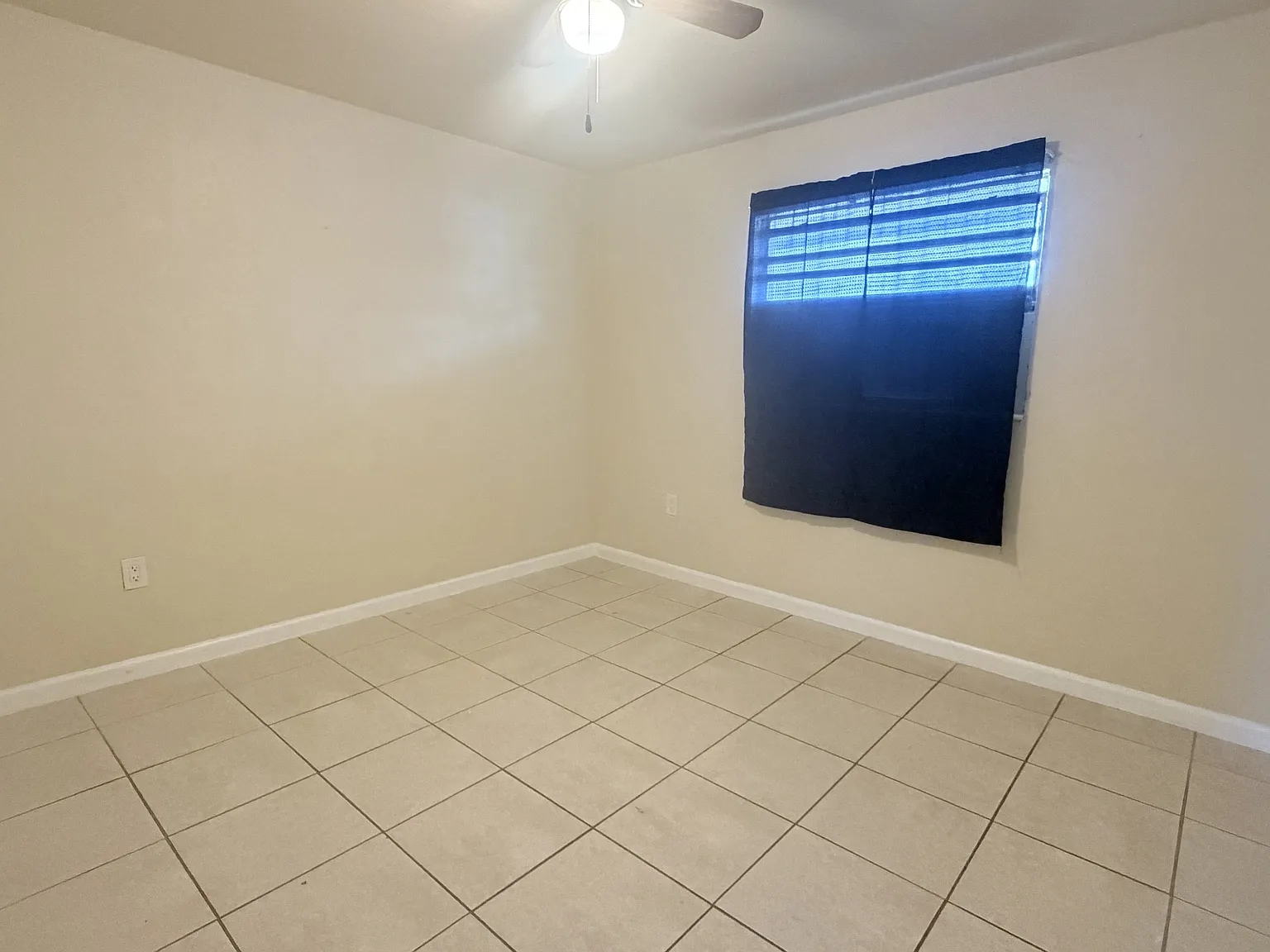 2115 Washington St. - B — Photo 4