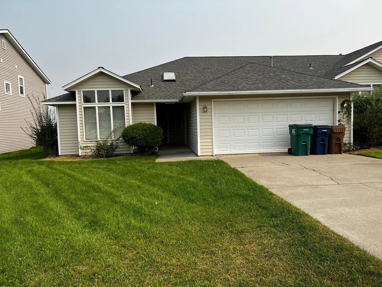 3 bed, 1672 sqft, $1,700 — Photo 2