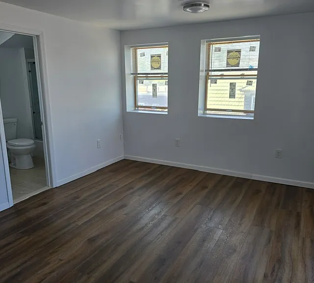 3920 214th Pl #4A — Photo 3