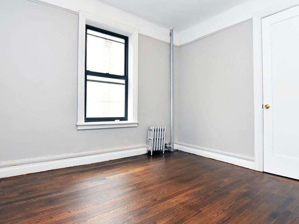 2nd image of 117 W 141st St #1A