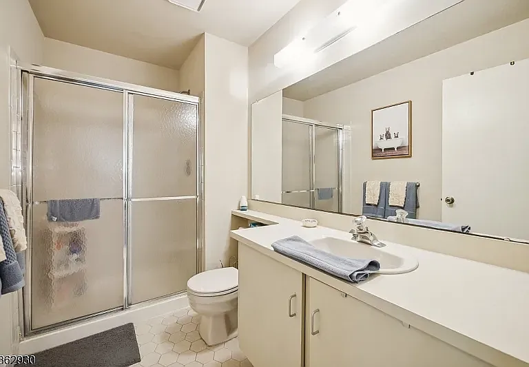269 English Pl — Photo 2