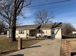 3229 Mosher Rd, Parsons, KS 67357