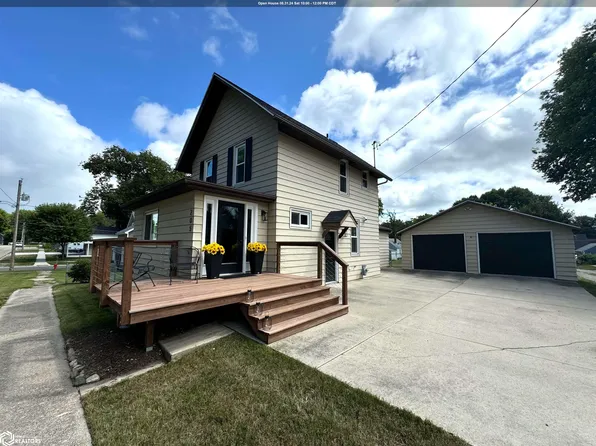 205 5th Ave S, Clear Lake, IA 50428