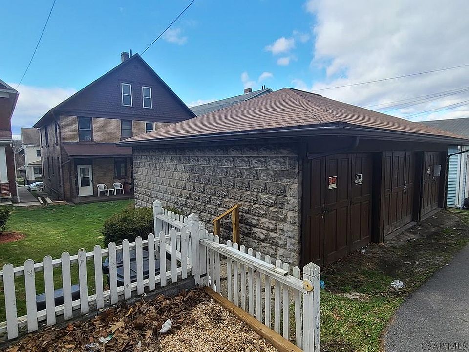 2nd image of 820-822 Grove Ave