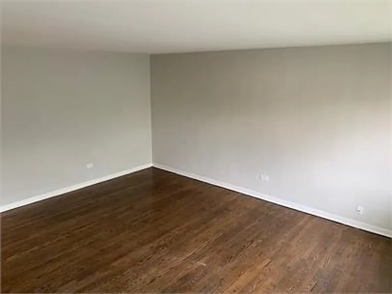 8280-90 Roosevelt Rd — Photo 10