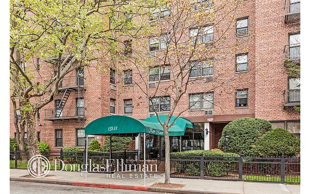 Sold by Douglas Elliman | media 26