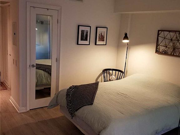 5th image of 155 Yorkville Ave #2610