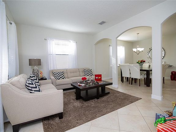 4th image of 2712 Atherton Dr