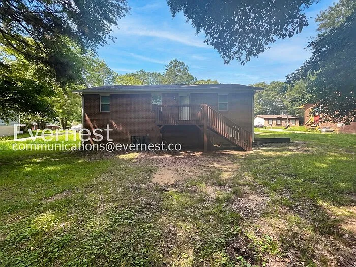 715 W Creek Cir — Photo 14