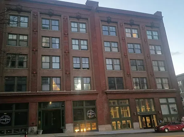 706 Broadway St APT 403, Kansas City, MO 64105