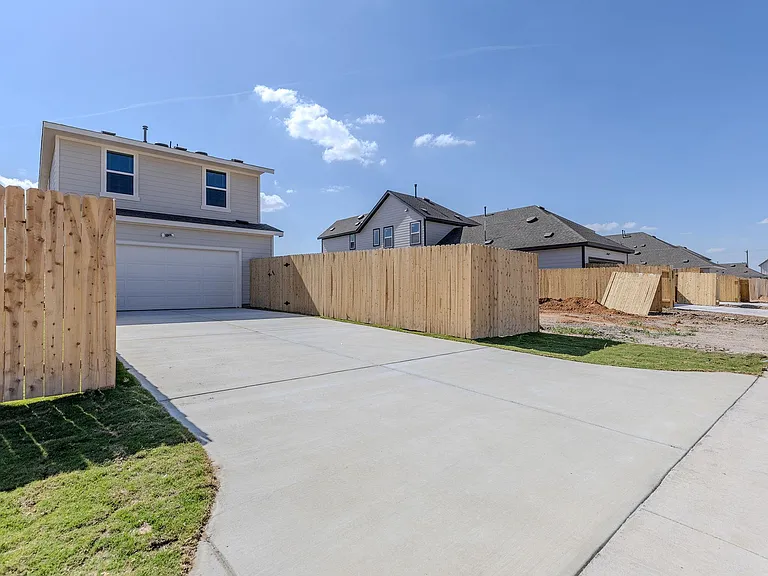 120 Hartson Dr — Photo 30