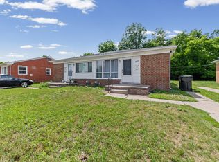 2464 Stieber St, Westland, MI 48186
