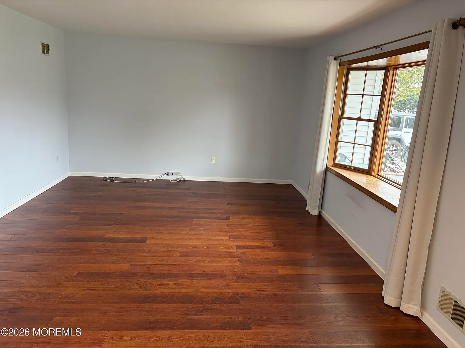 3 bed, 1720 sqft, $3,500 — Photo 3