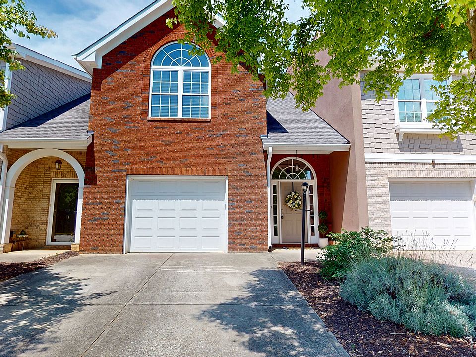 1st image of 116 Wisteria Dr