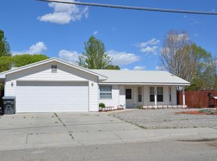 701 Sagebrush Dr, Aztec, NM 87410